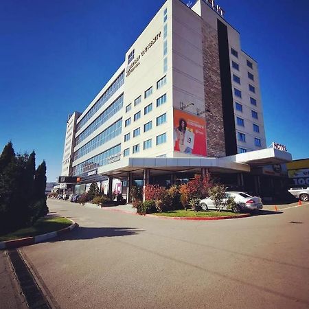 Hotel Elit Pernik Luaran gambar