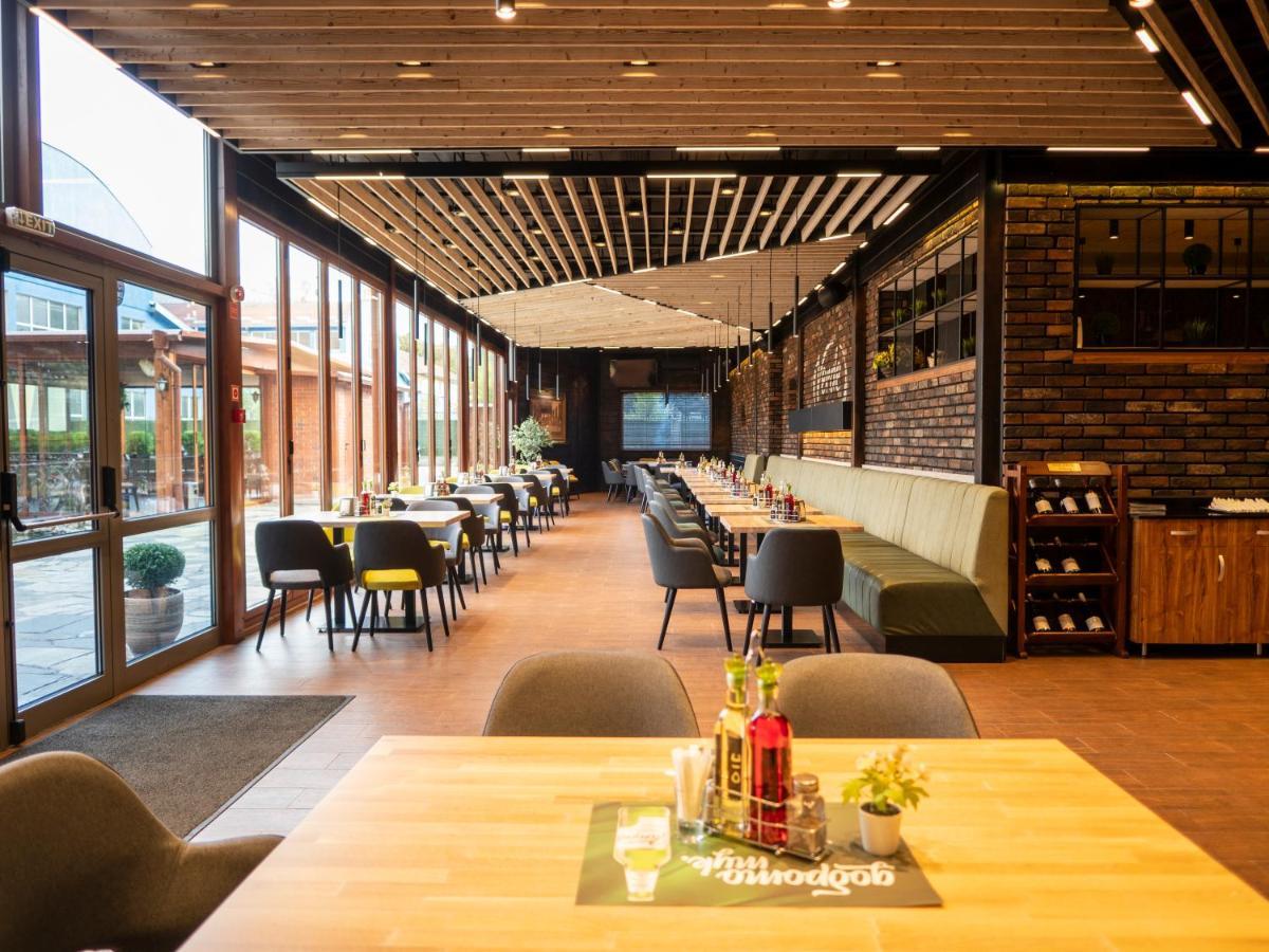 Hotel Elit Pernik Luaran gambar