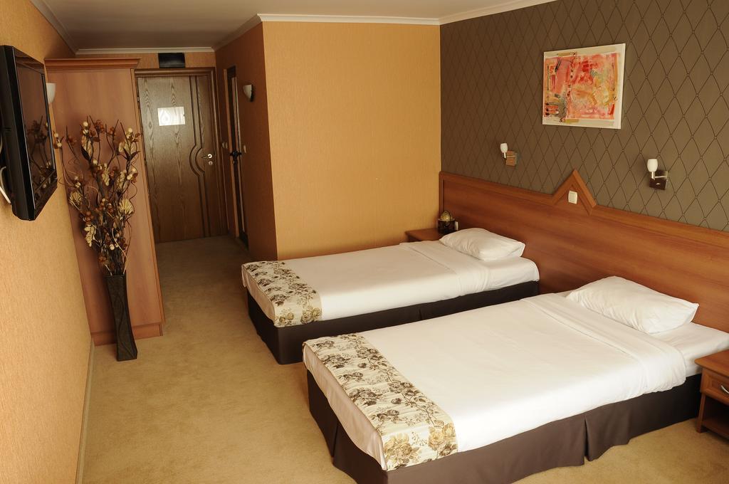 Hotel Elit Pernik Luaran gambar