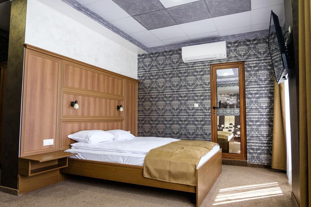 Hotel Elit Pernik Luaran gambar